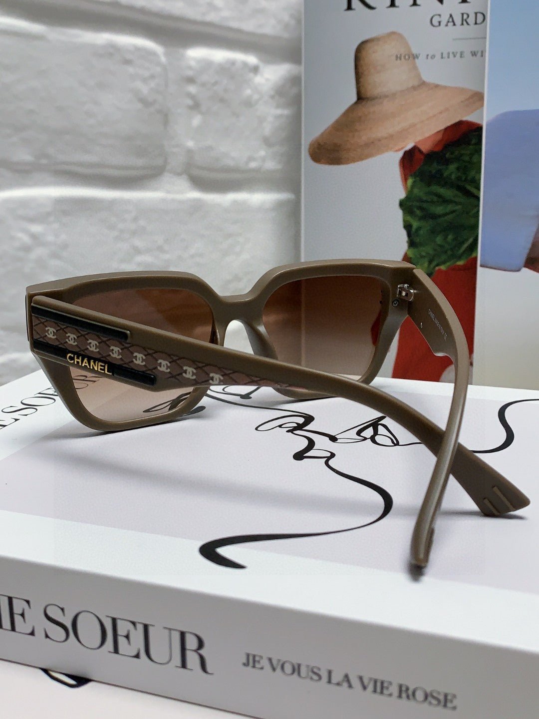 Alternative view of CHANEL SQUARE SUNGLASSES 632896 IN BROWN ACETATE