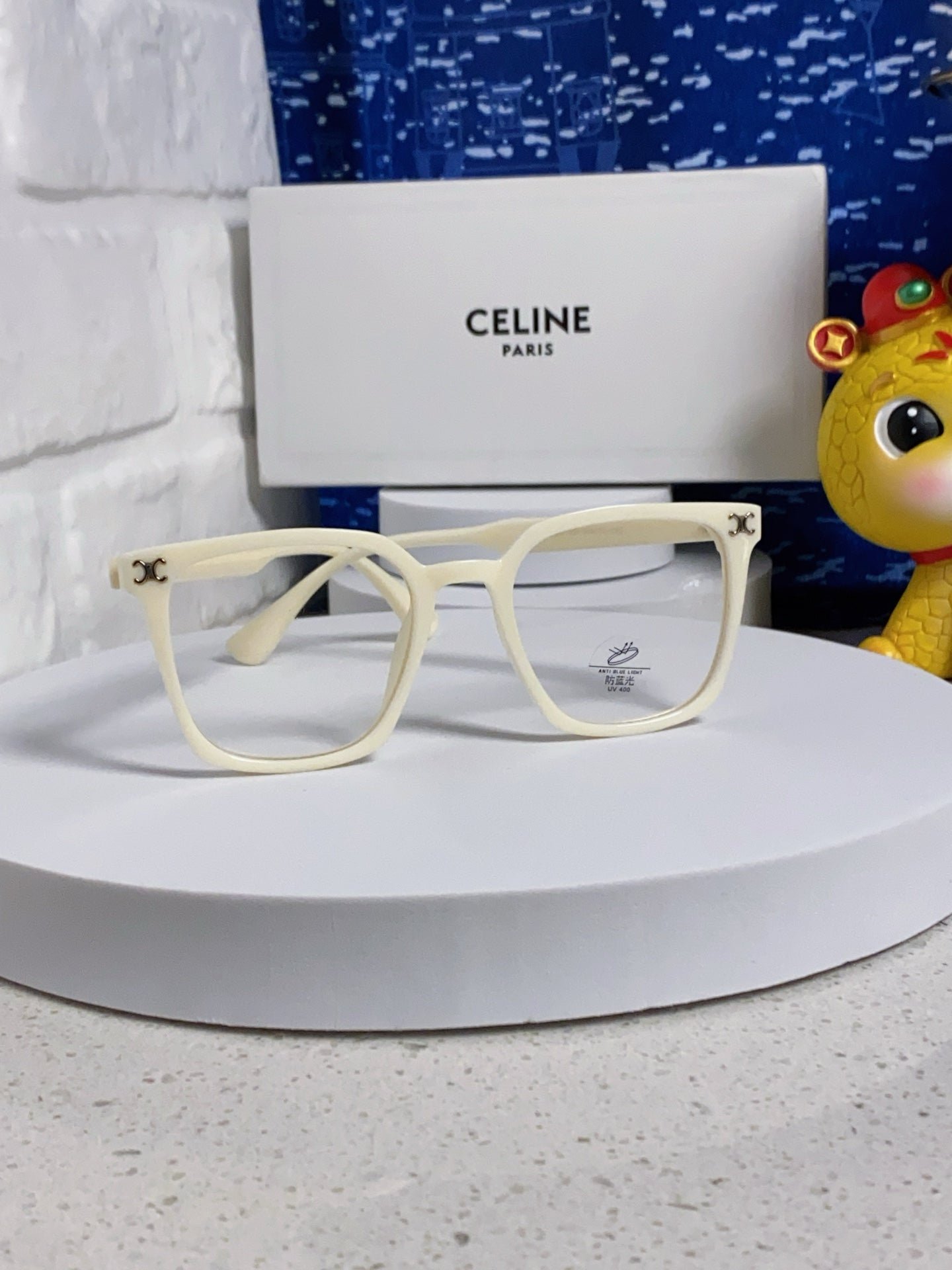 TRIOMPHE SUNGLASSES 563254 IN IVORY ACETATE - Image 7