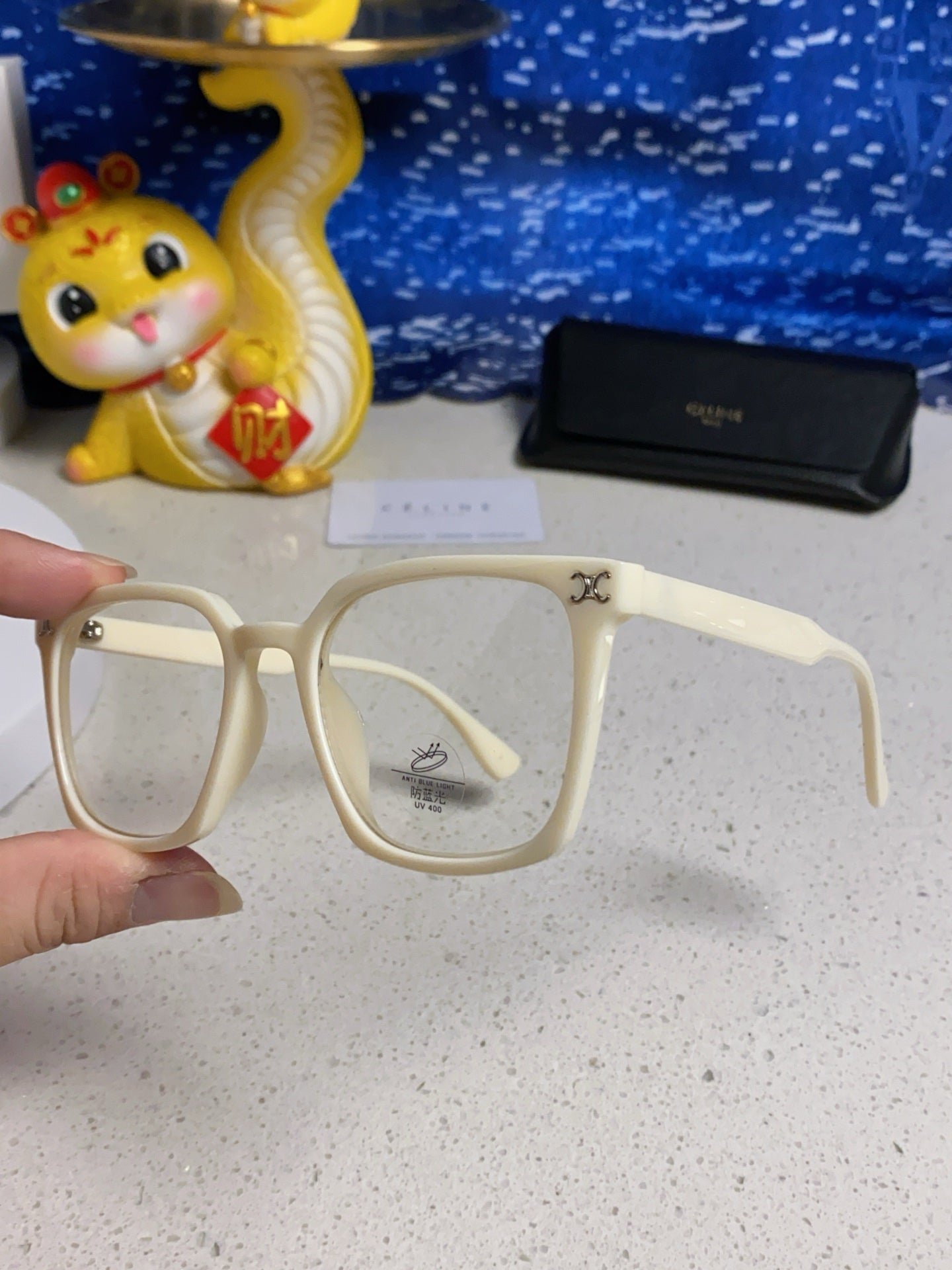 TRIOMPHE SUNGLASSES 563254 IN IVORY ACETATE - Image 6