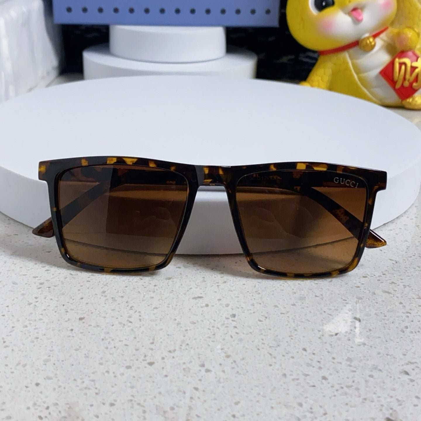 GUCCI Tortoise Gradient Eyewear - Image 6