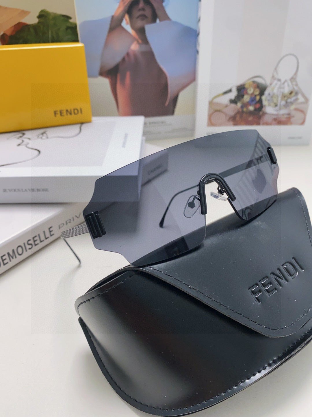 Fendi Acrylic Fiber Lettered Protective Goggles - Image 12
