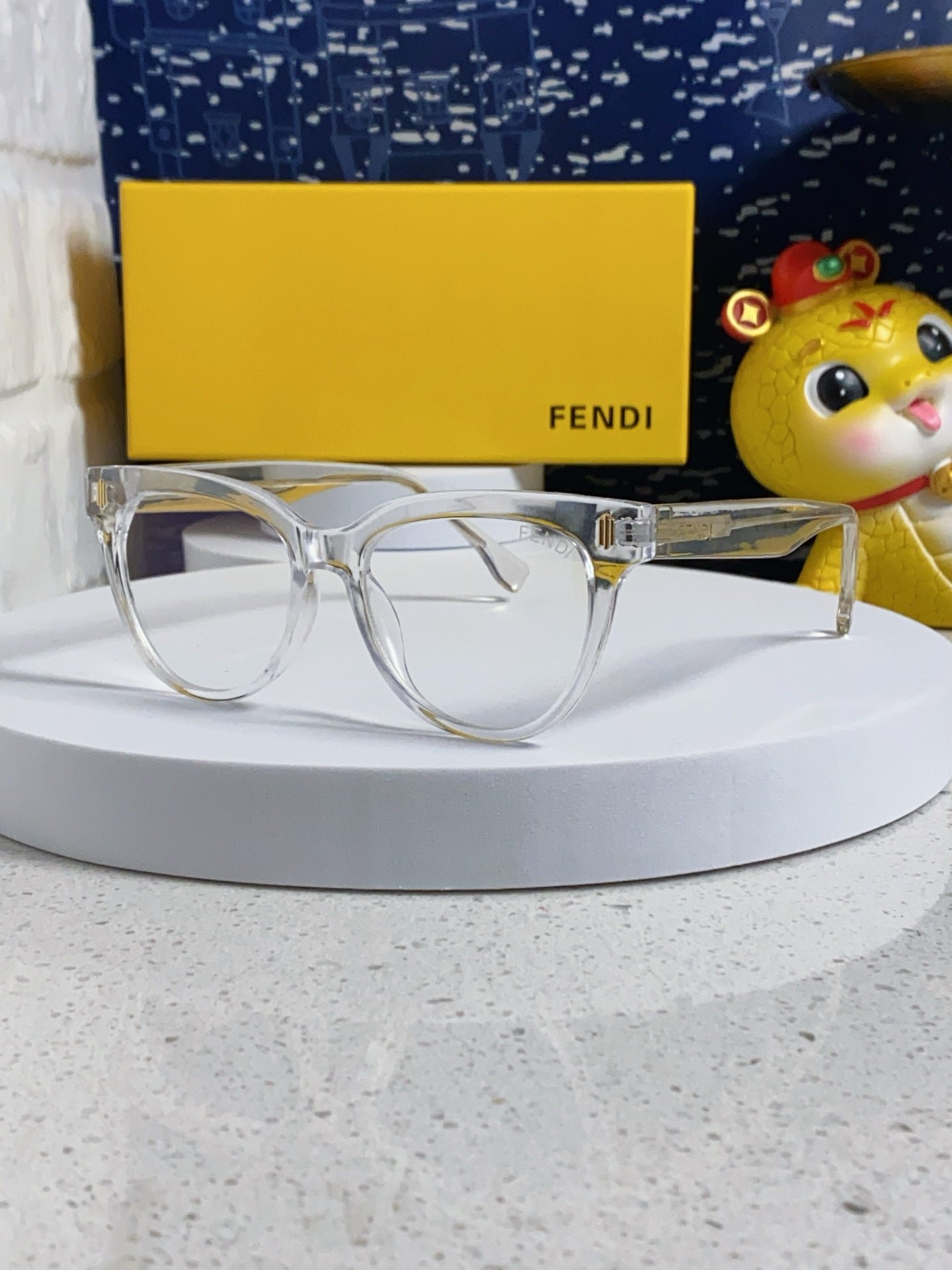 Alternative view of FENDI Acrylic Fiber Cat-Eye Black Frame Optical Glasses