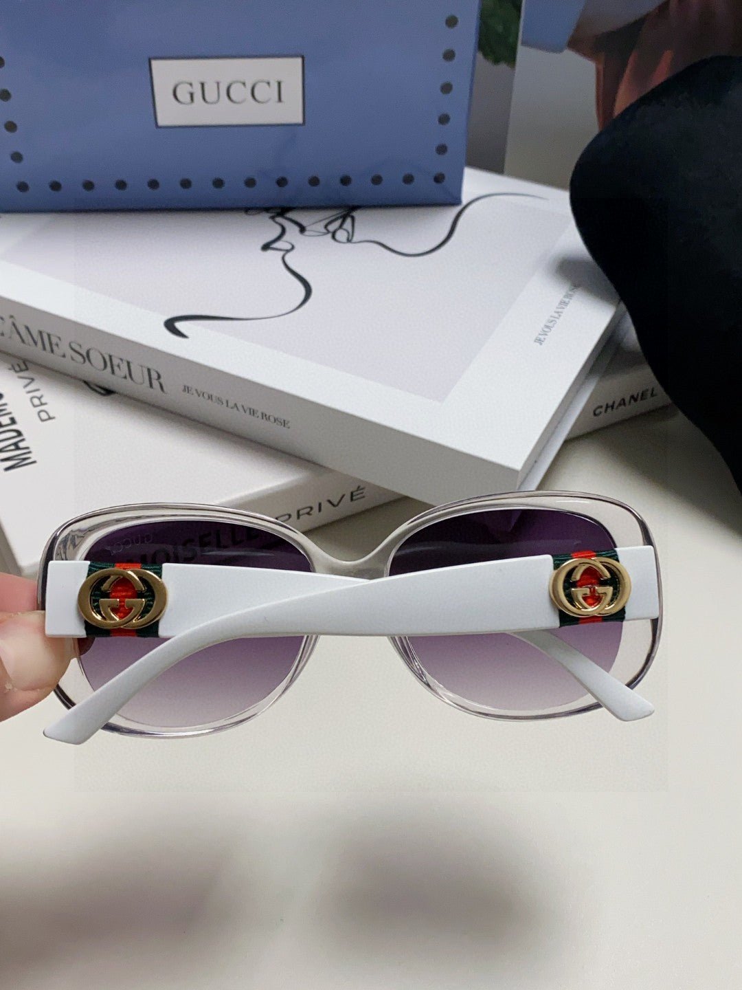 GUCCI Clear Oval Gradient Shades - Image 10