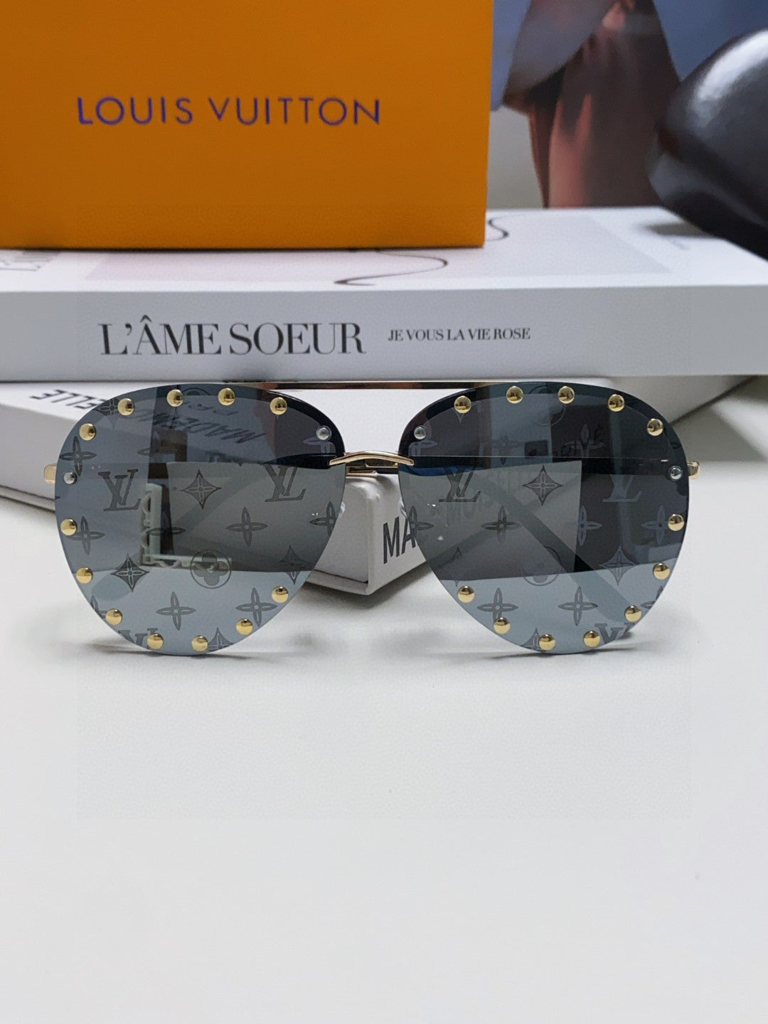 LV Gold Monogram Rivet Pilot Sunglasses - Image 4