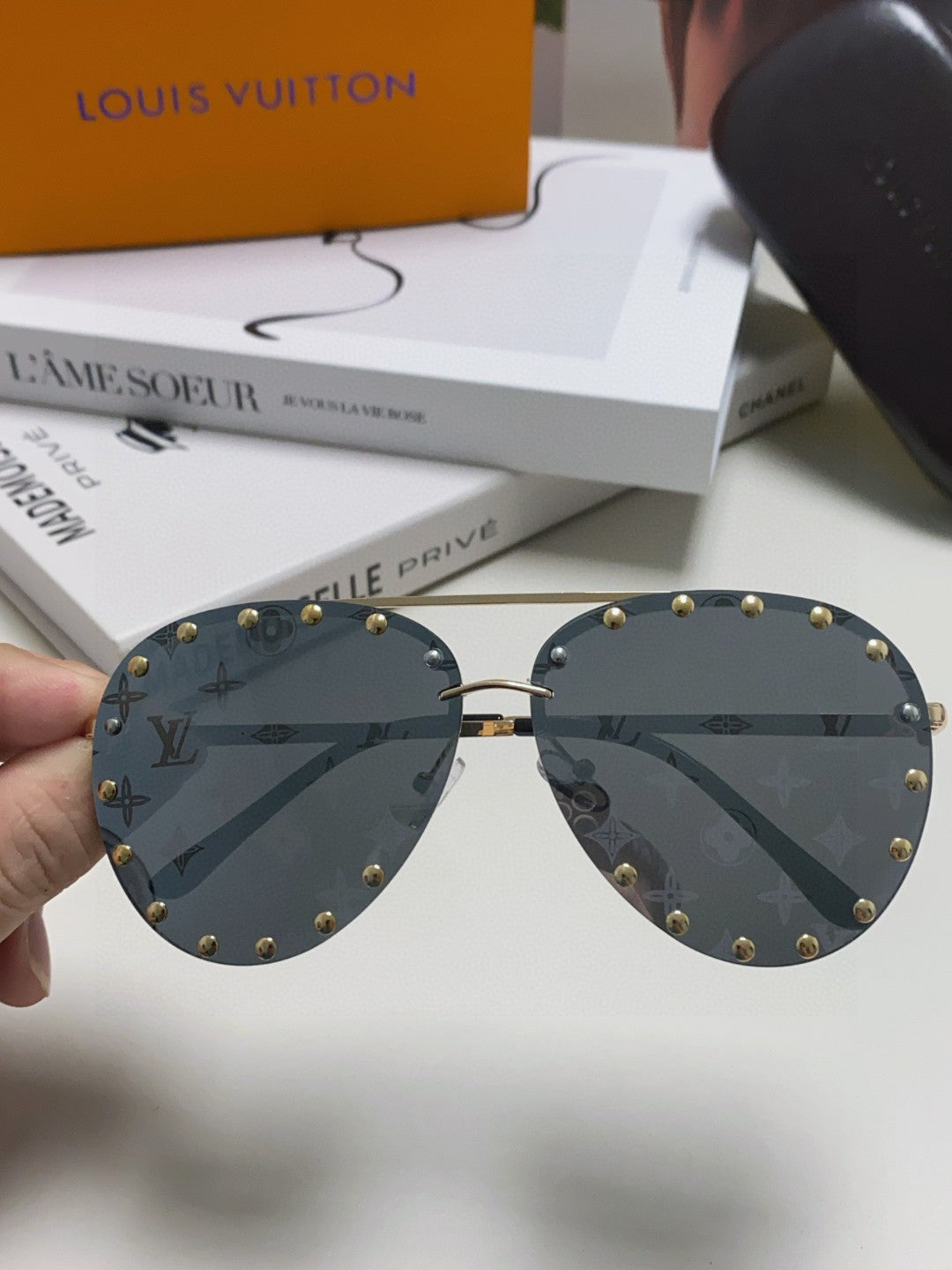 LV Gold Monogram Rivet Pilot Sunglasses - Image 5