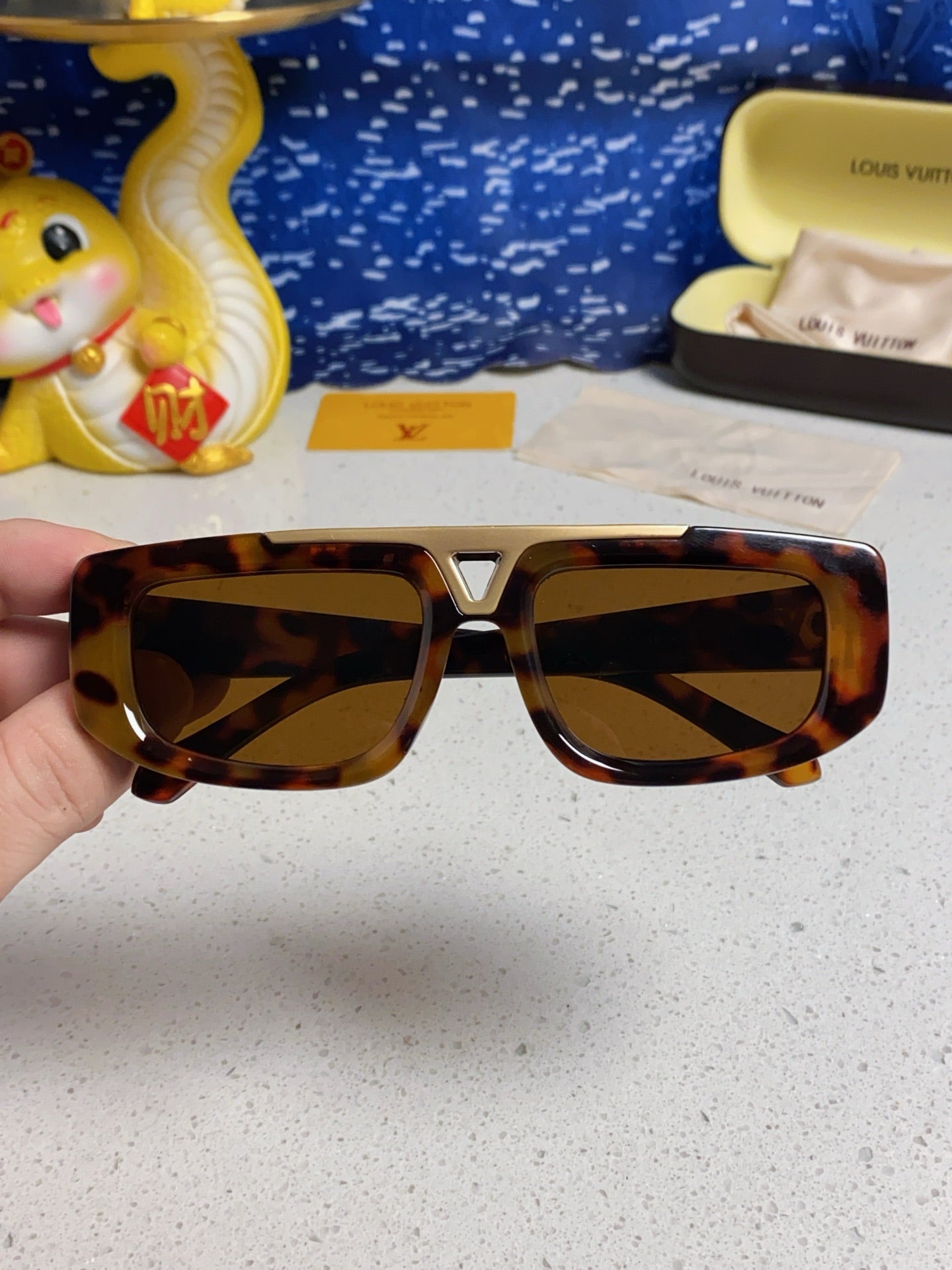 LV Tortoise Acetate Gold V-Brow Sunglasses - Image 5