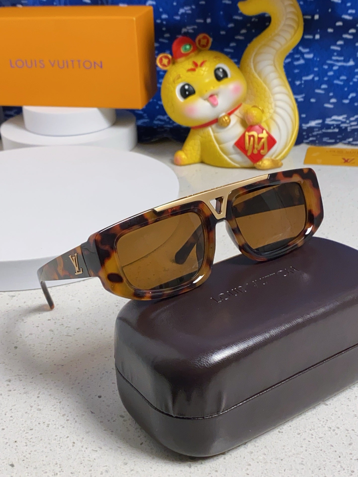 LV Tortoise Acetate Gold V-Brow Sunglasses - Image 2
