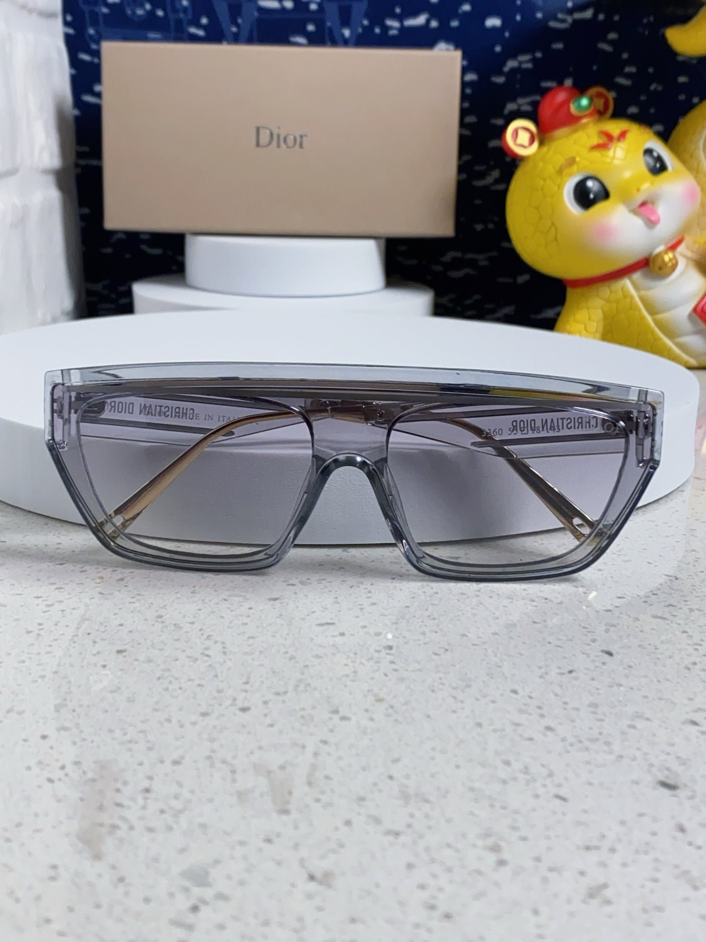Alternative view of DIOR MONTAIGNE SUNGLASS CLUB M7U IN GREY CLEAR ACETATE