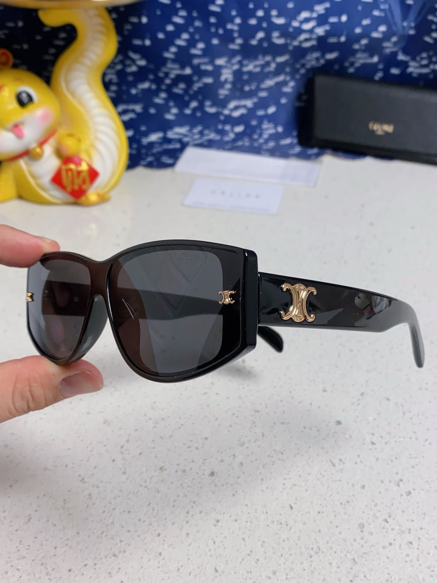 Alternative view of TRIOMPHE SUNGLASS 533220 IN BLACK ACETATE GOLD LOGO