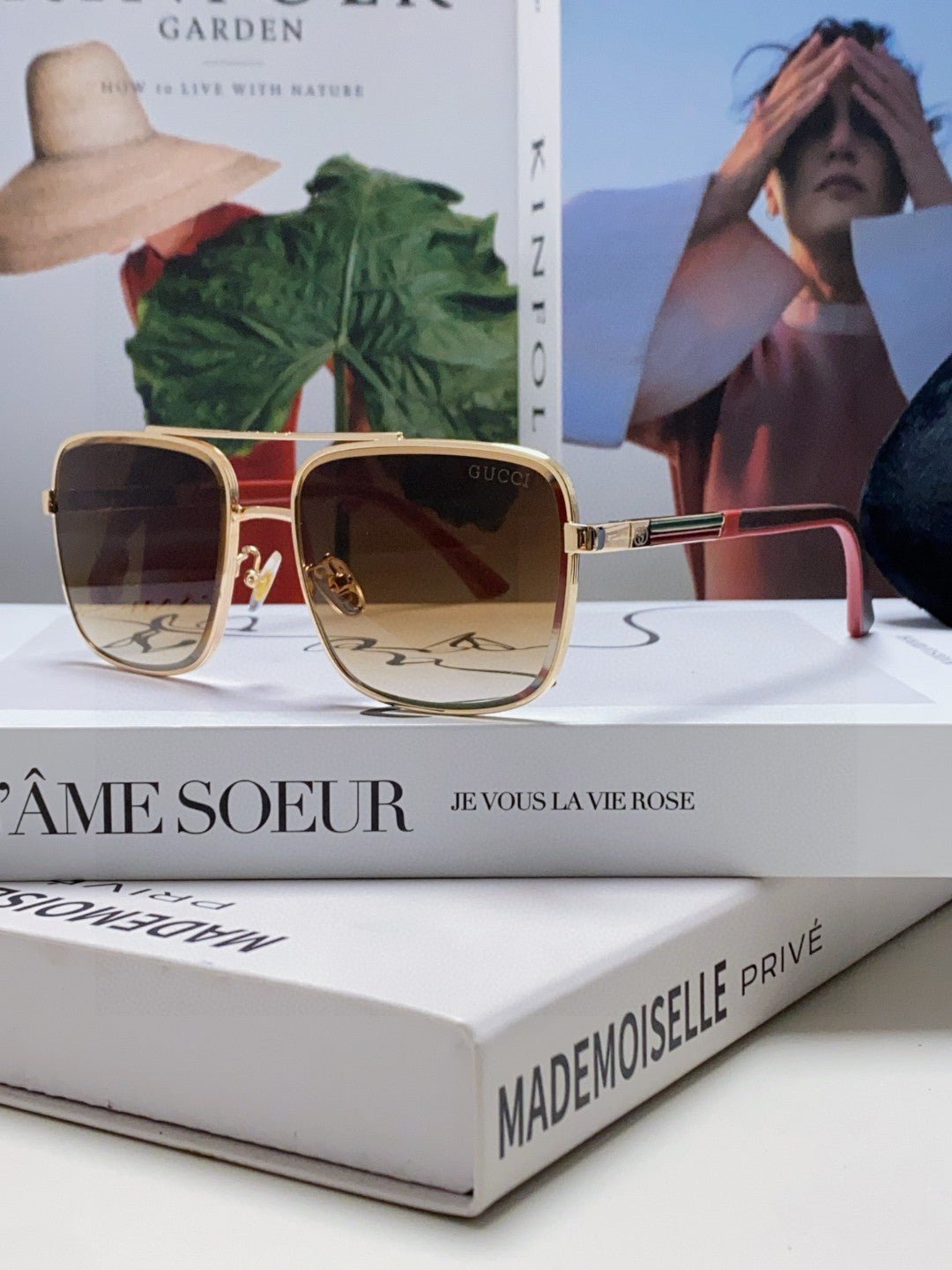 Alternative view of SQUARE FRAME SUNGLASSES 570213 IN METAL