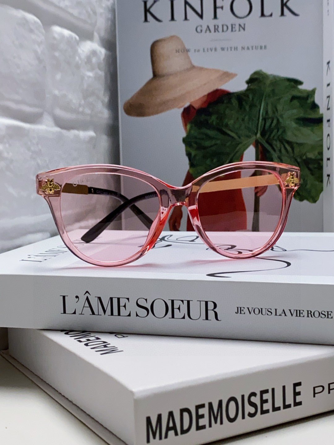 Gucci Pink Cat-eye Sunglasses - Image 7