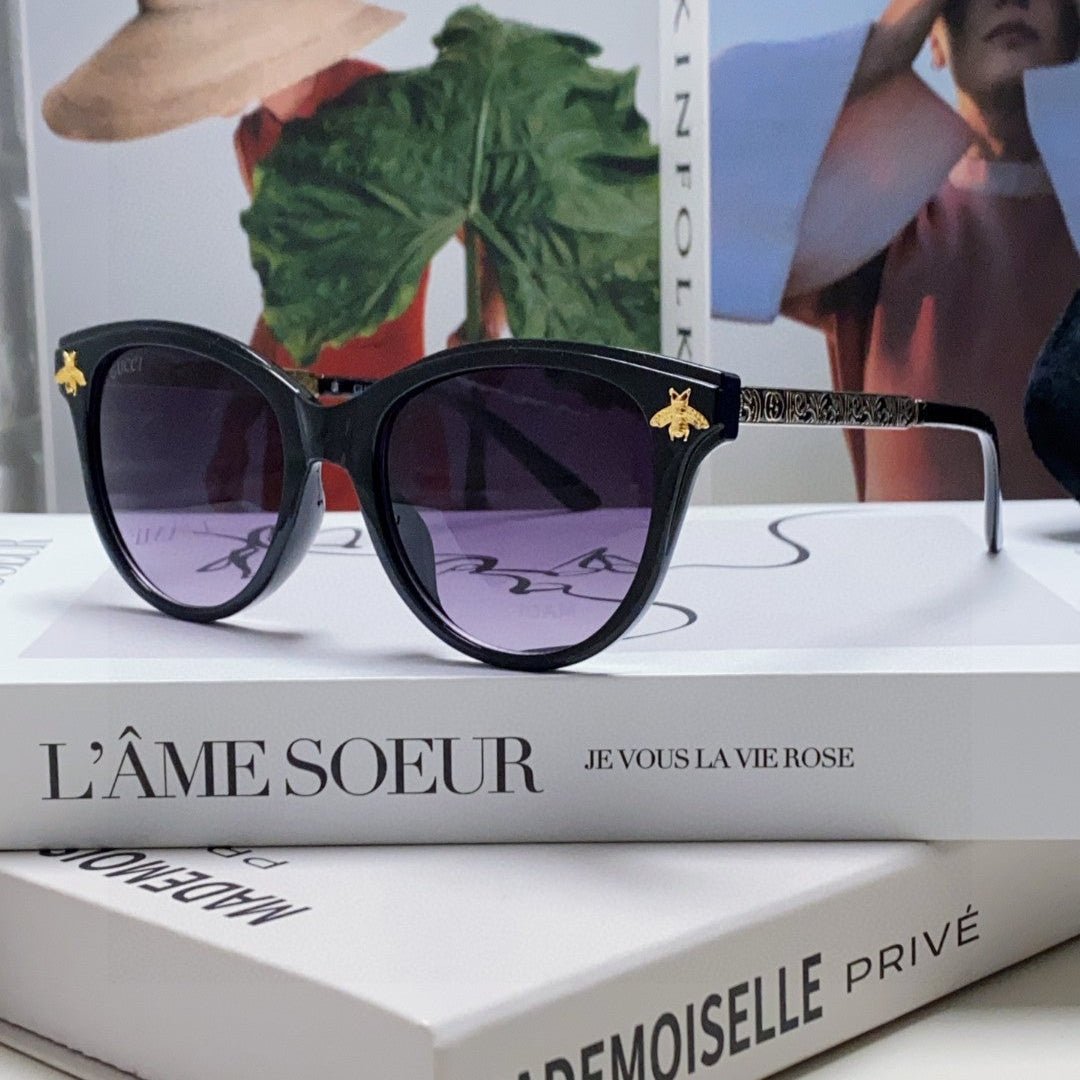 Gucci Pink Cat-eye Sunglasses - Image 3