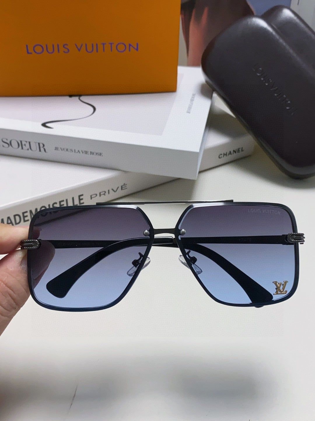 LV Gunmetal Metal Double Bridge Square Sunglasses - Image 2
