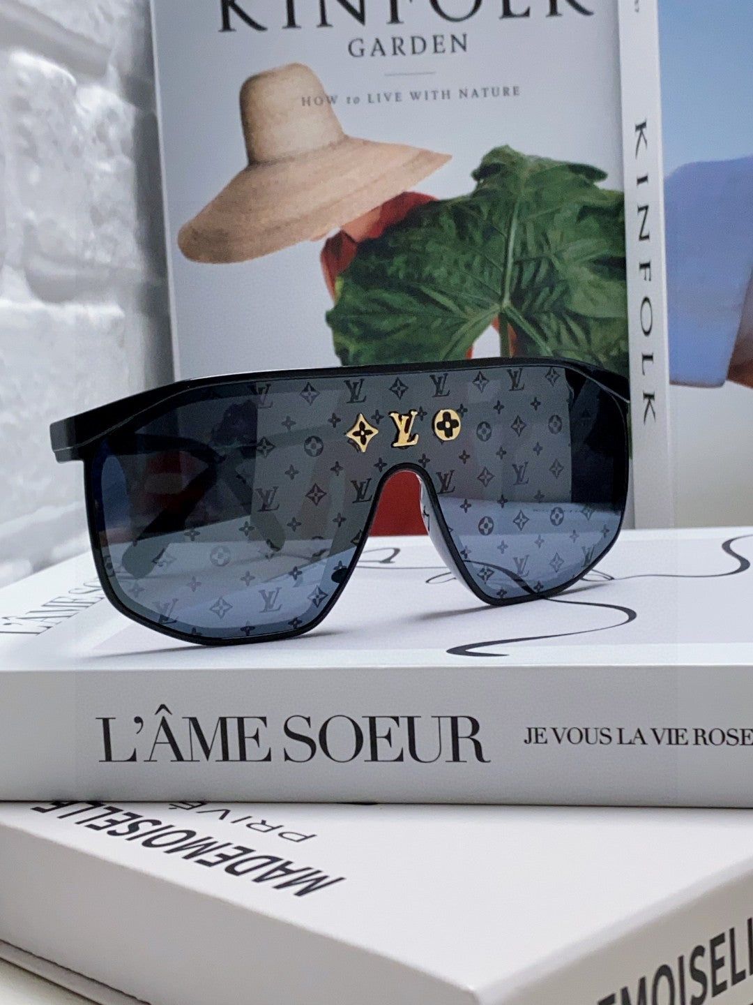 LV Full Monogram Shield Visor Sunglasses - Image 8