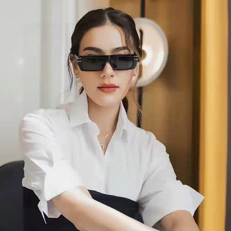DIOR SIGNATURE SUNGLASS 571588 IN BLACK ACETATE - Image 9