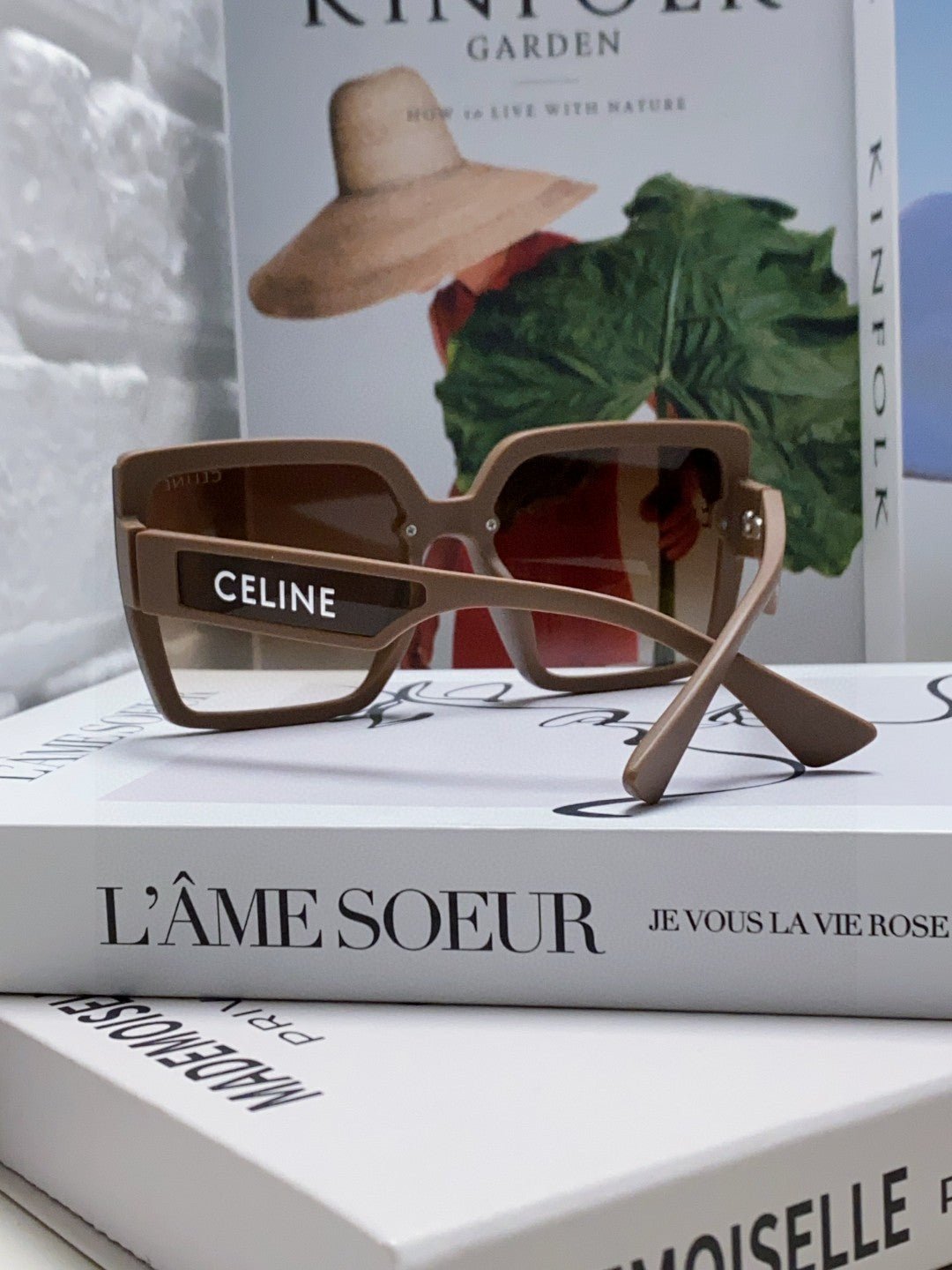 CELINE Khaki Gradient Square Shades - Image 5