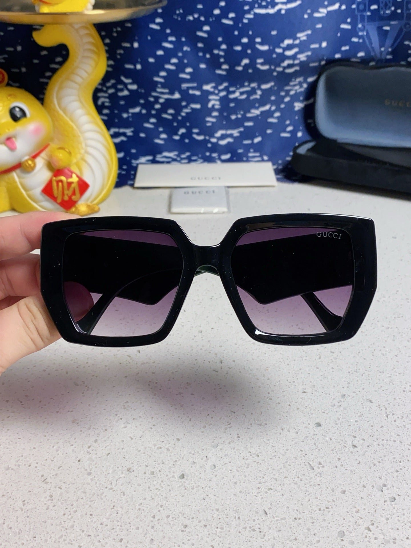 GUCCI Green GG Square Sunglasses - Image 14