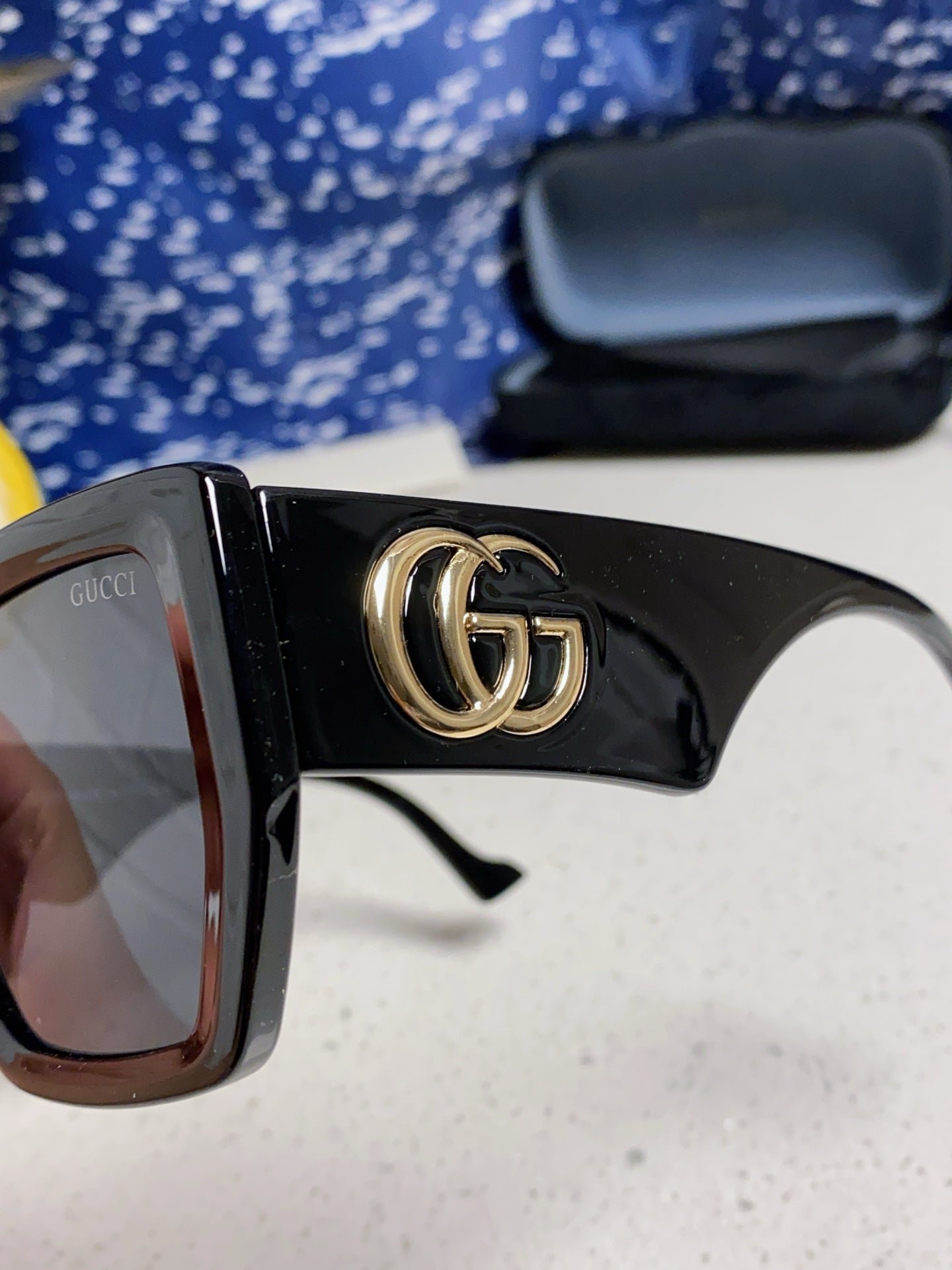 GUCCI Green GG Square Sunglasses - Image 9