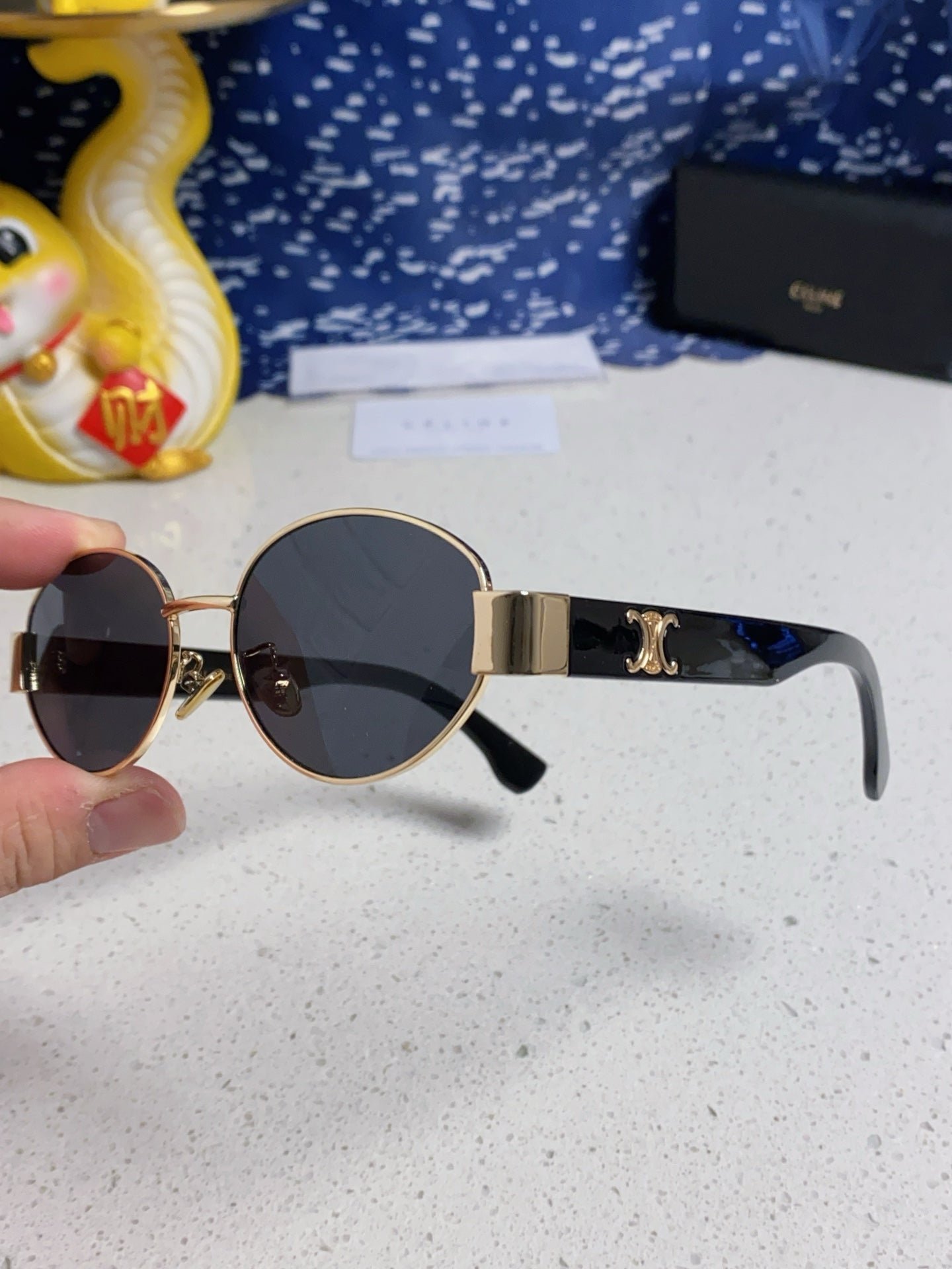 Alternative view of TRIOMPHE SUNGLASS 538532 IN BLACK ACETATE GOLD METAL
