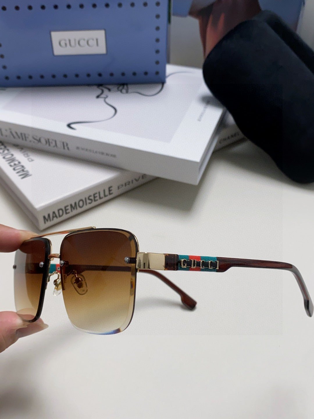 RECTANGULAR FRAME SUNGLASSES 576873 IN METAL - Image 14