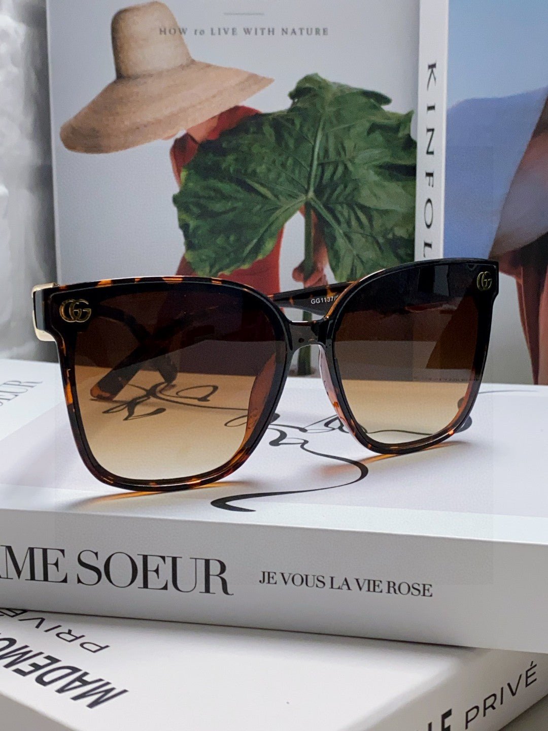 Gucci Tortoise Gradient Sunglasses - Image 7