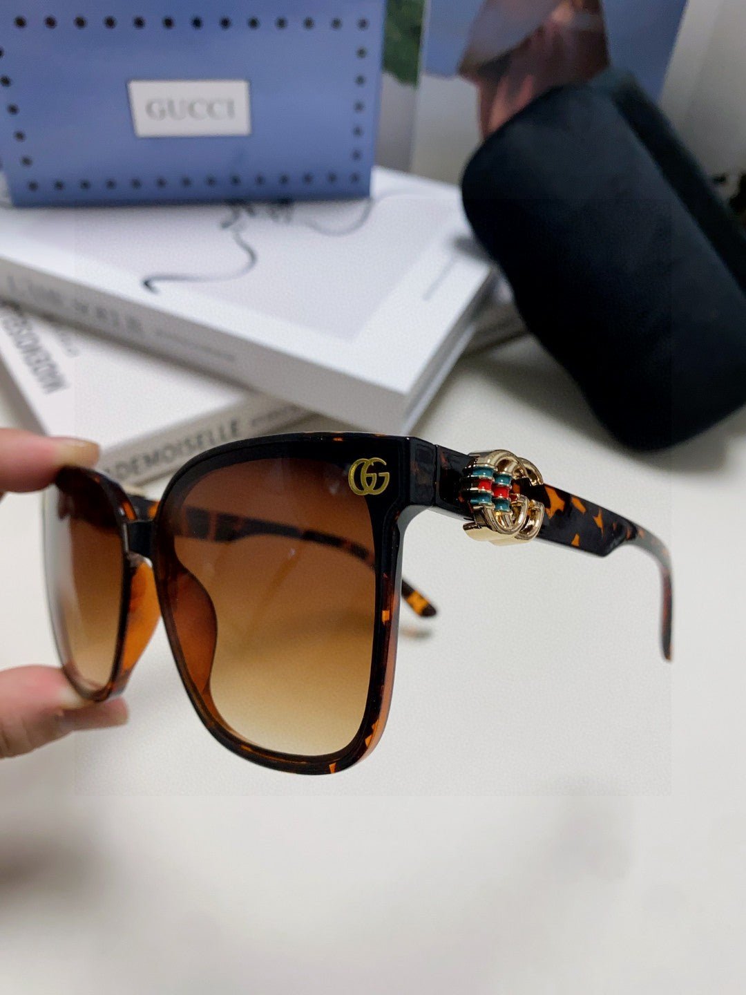 Gucci Tortoise Gradient Sunglasses - Image 11