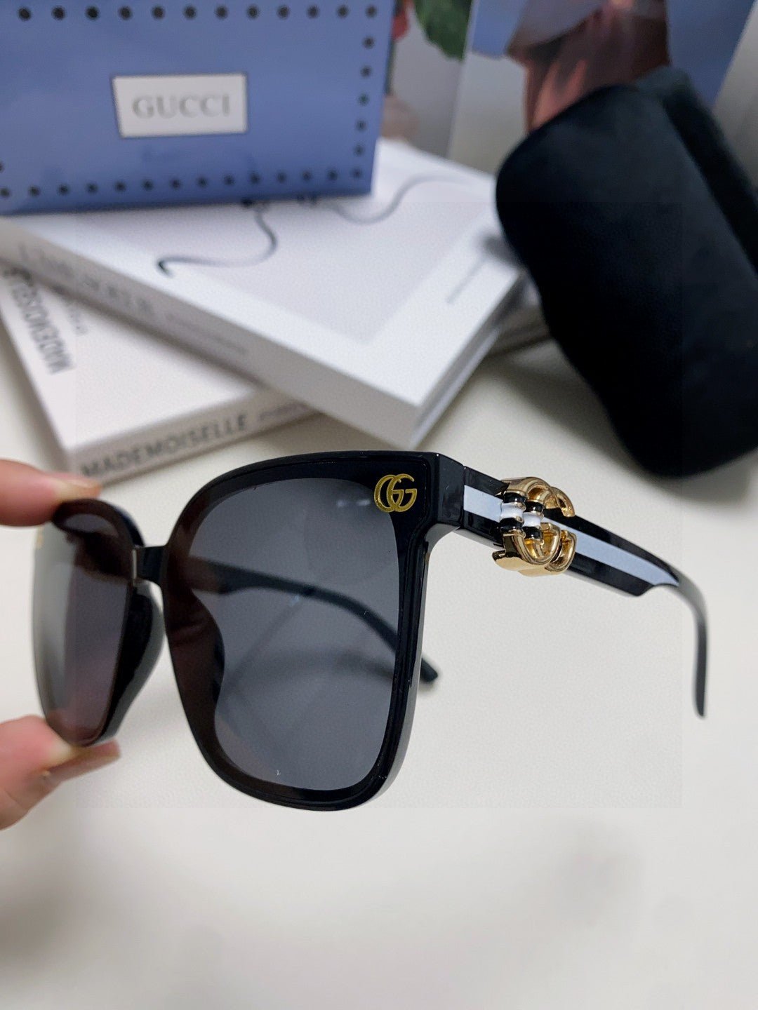 Gucci Tortoise Gradient Sunglasses - Image 10