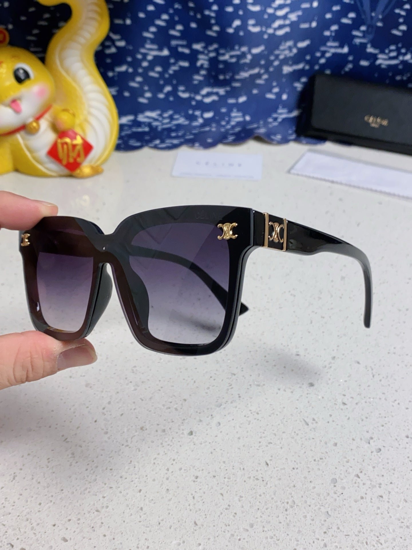 Alternative view of TRIOMPHE SUNGLASSES 548636 IN BLACK ACETATE GRADIENT SMOKE LENSES