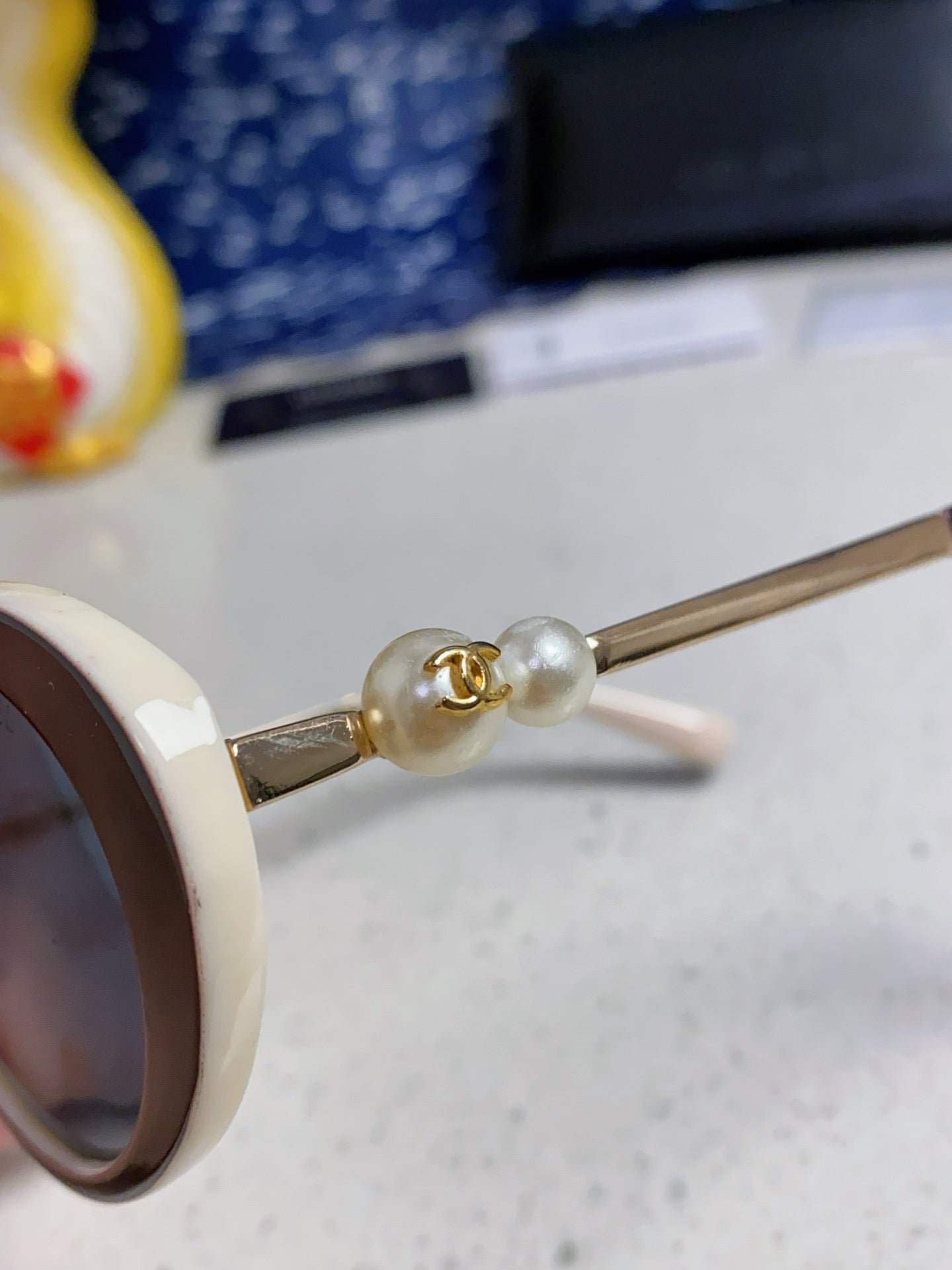 Chanel Two-tone Oval Sunglasses - Image 8