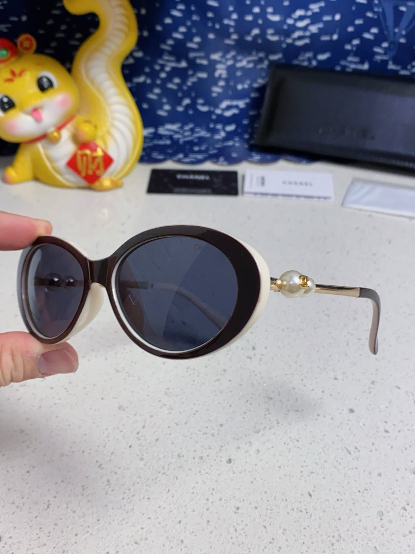 Chanel Two-tone Oval Sunglasses - Image 9
