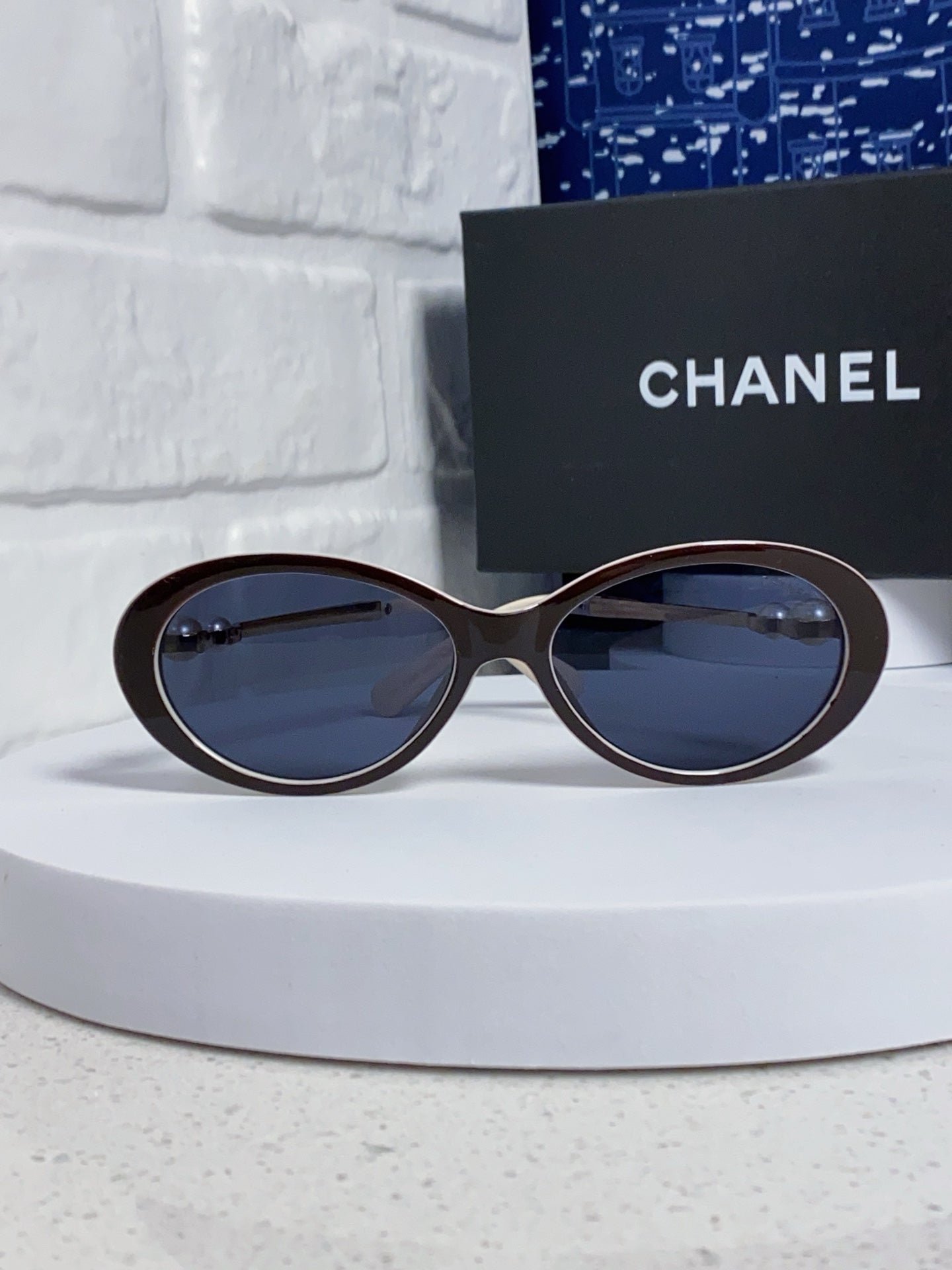 Chanel Two-tone Oval Sunglasses - Image 5