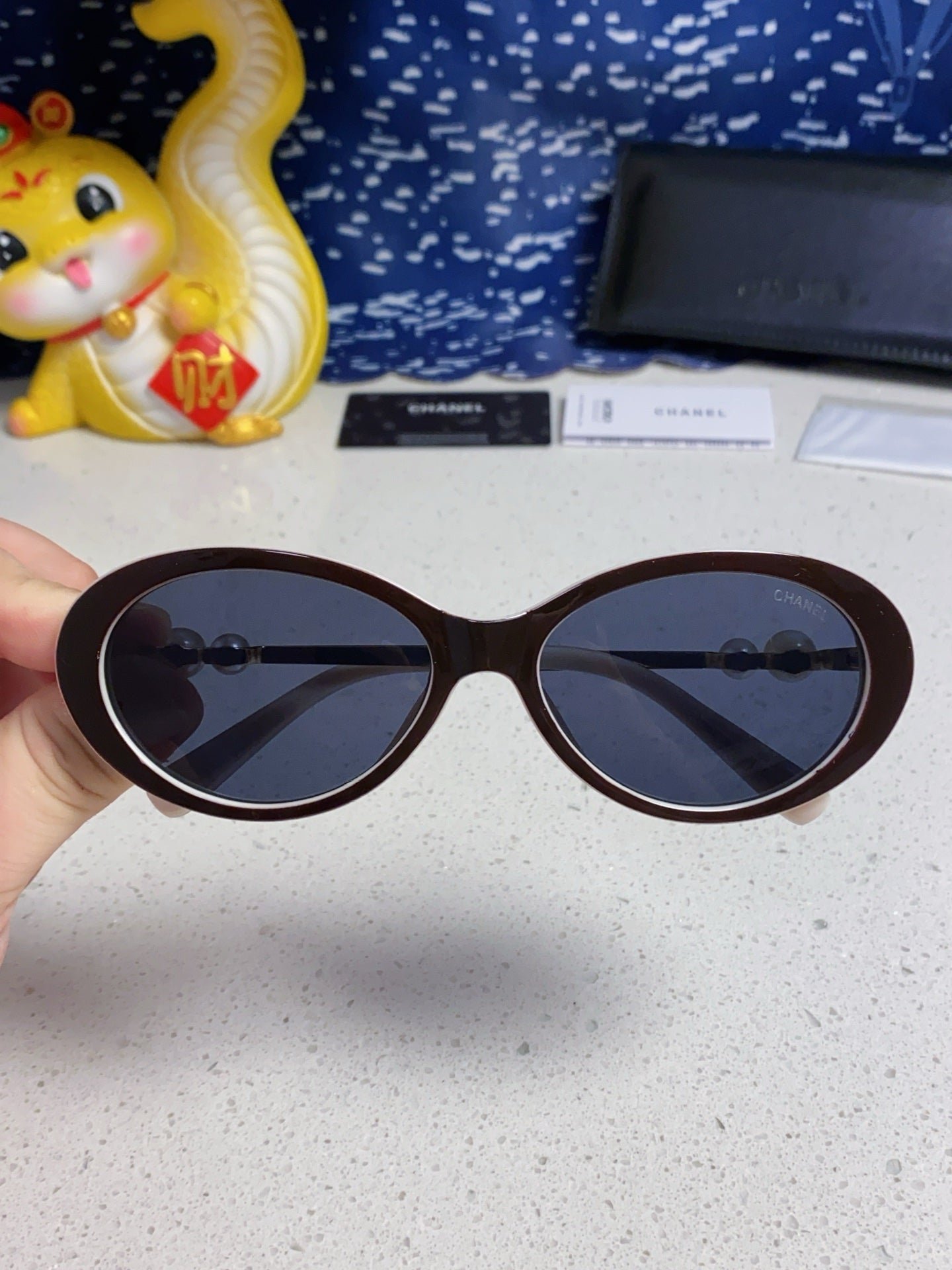 Chanel Two-tone Oval Sunglasses - Image 6