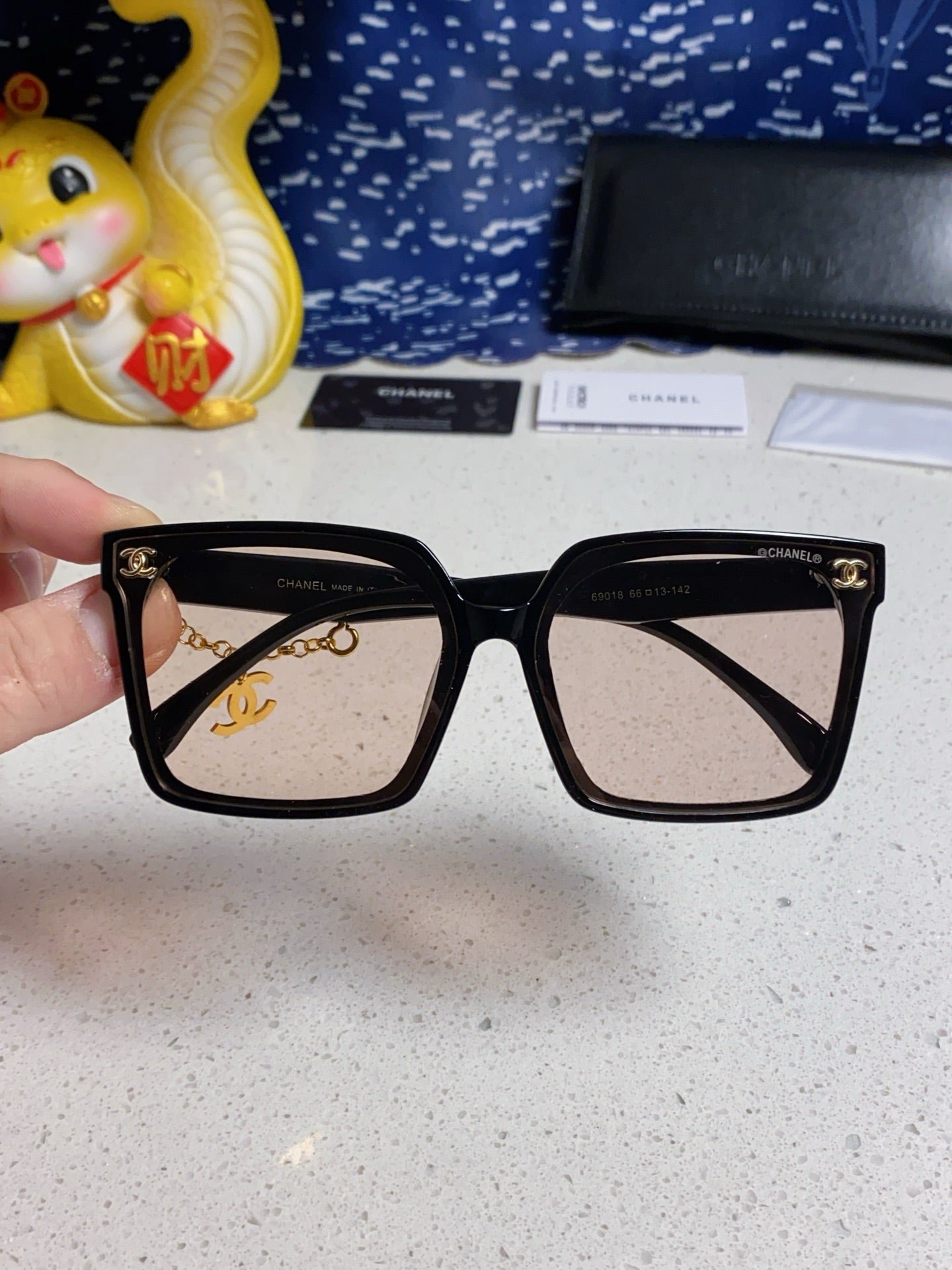 Chanel Chain Square Gradient Shades - Image 6