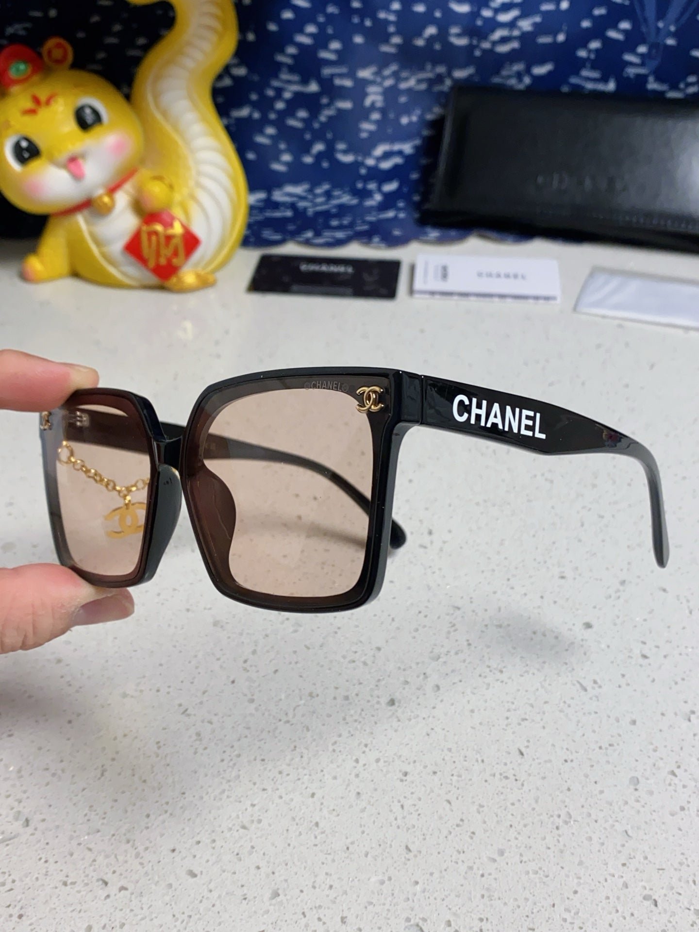 Chanel Chain Square Gradient Shades - Image 3