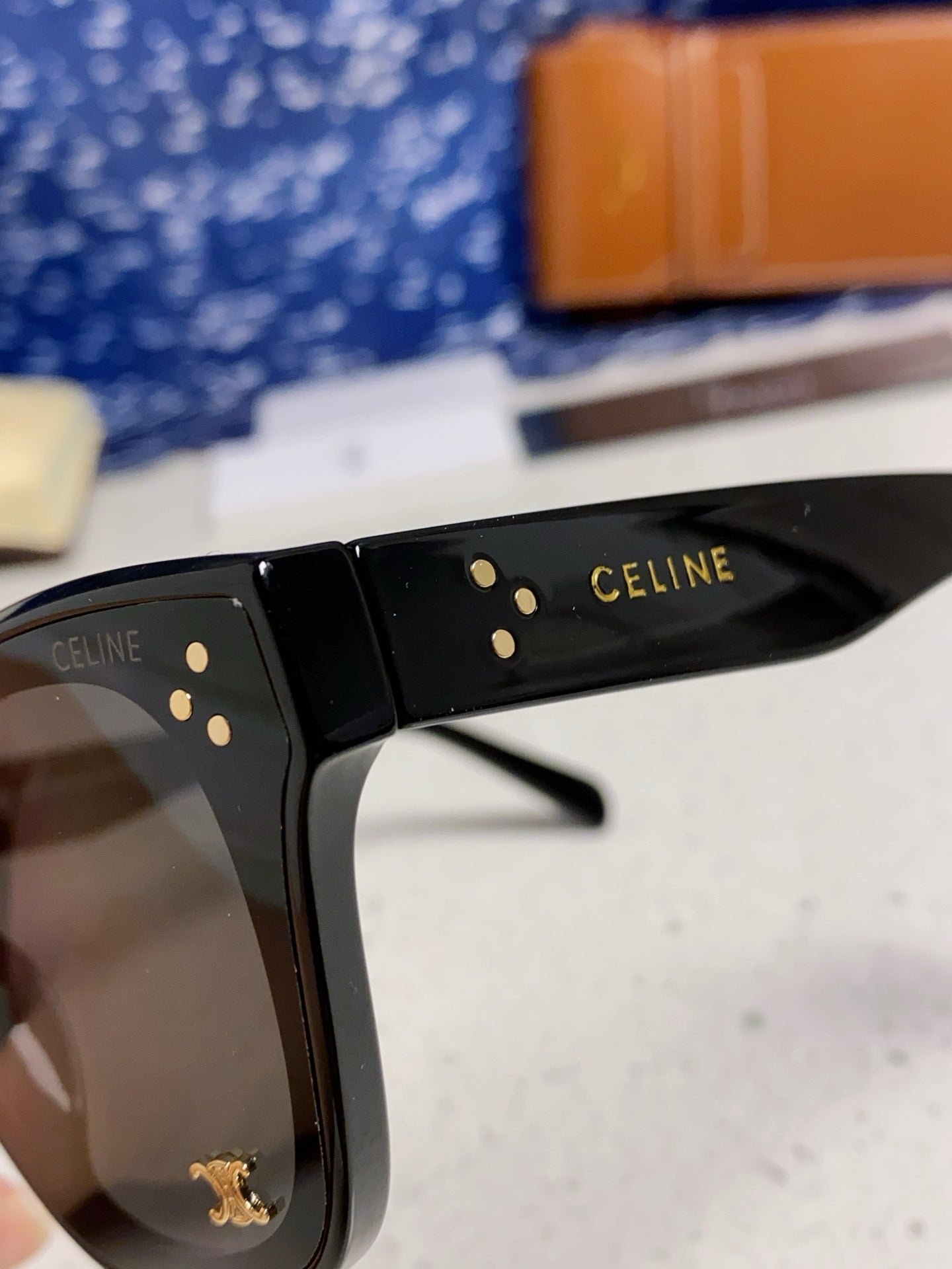 CELINE Black Triomphe Square Shades - Image 3