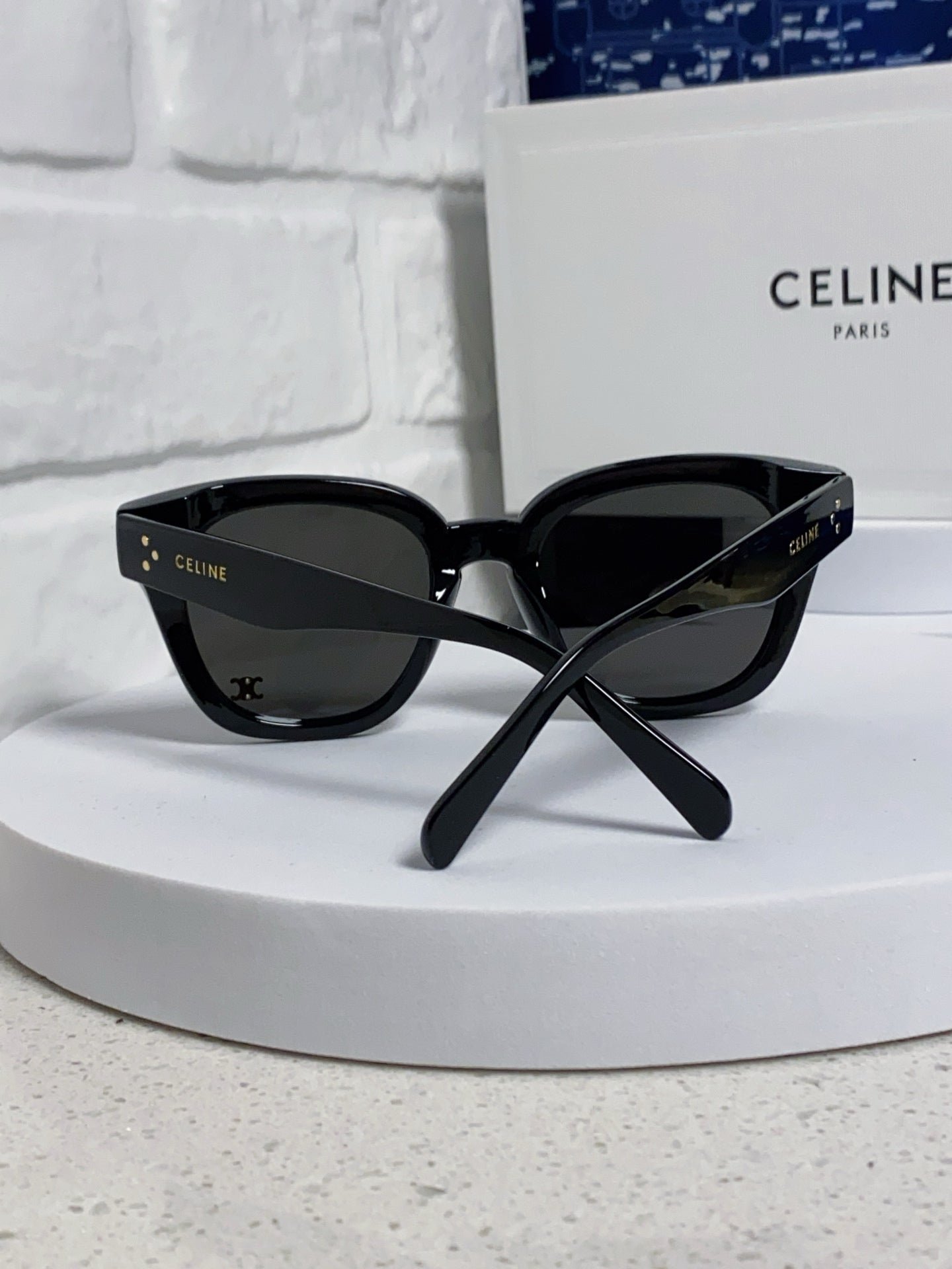 CELINE Black Triomphe Square Shades - Image 7