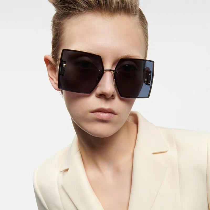 DIOR 30MONTAIGNE S7U SUNGLASS 578109 IN GOLD METAL GREY SMOKE LENSES - Image 10
