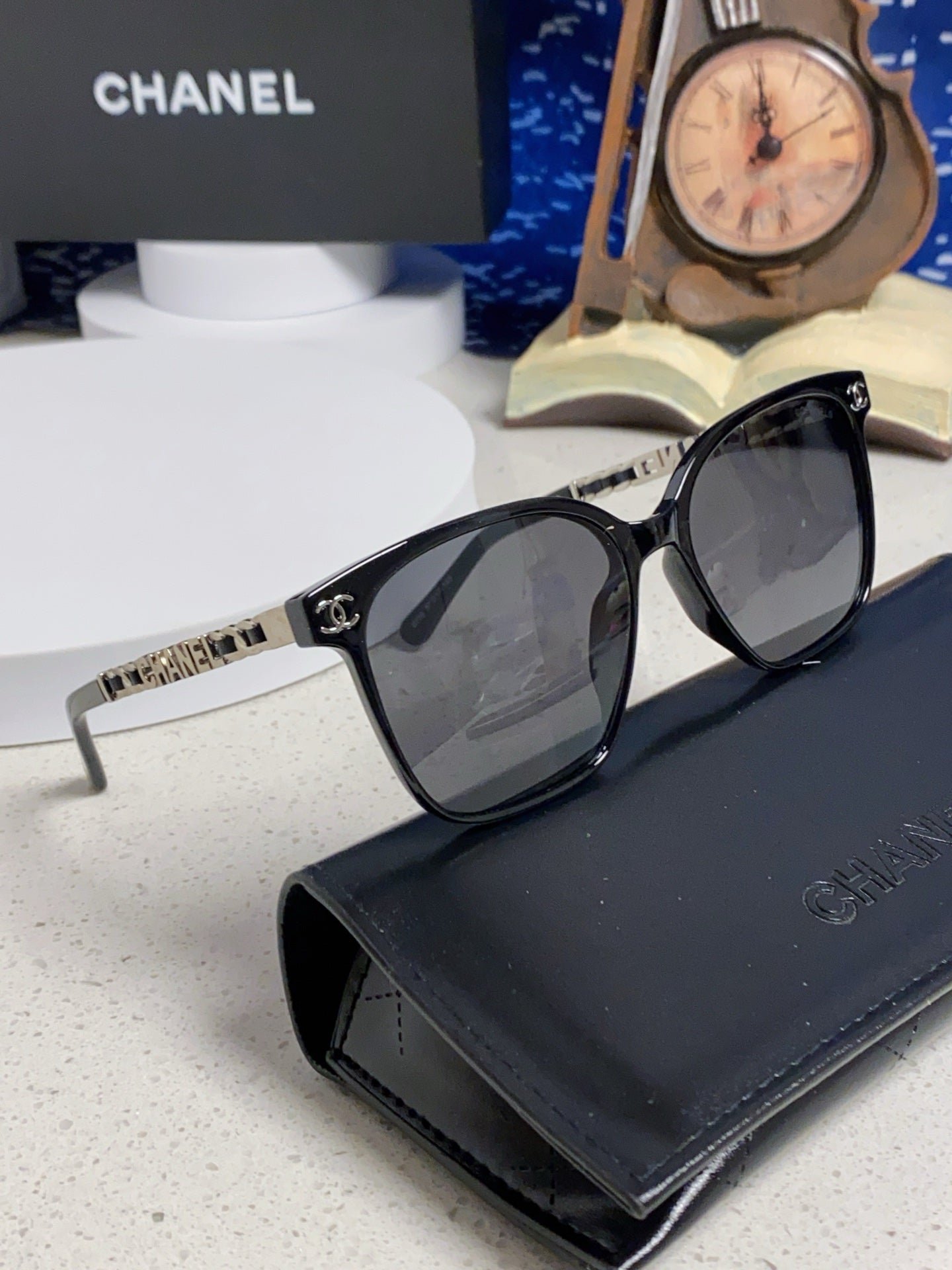 Alternative view of CHANEL SQUARE SUNGLASSES 632032 IN BLACK ACETATE SILVER METAL