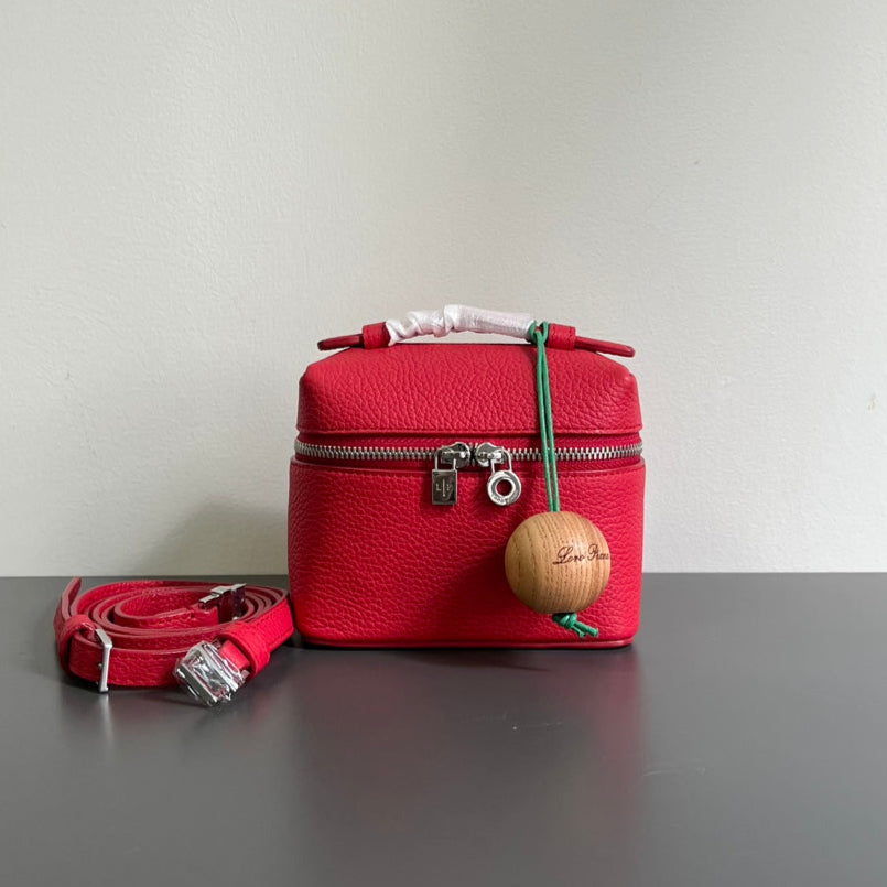 Loro Piana Extra Pocket L12 Crimson Red