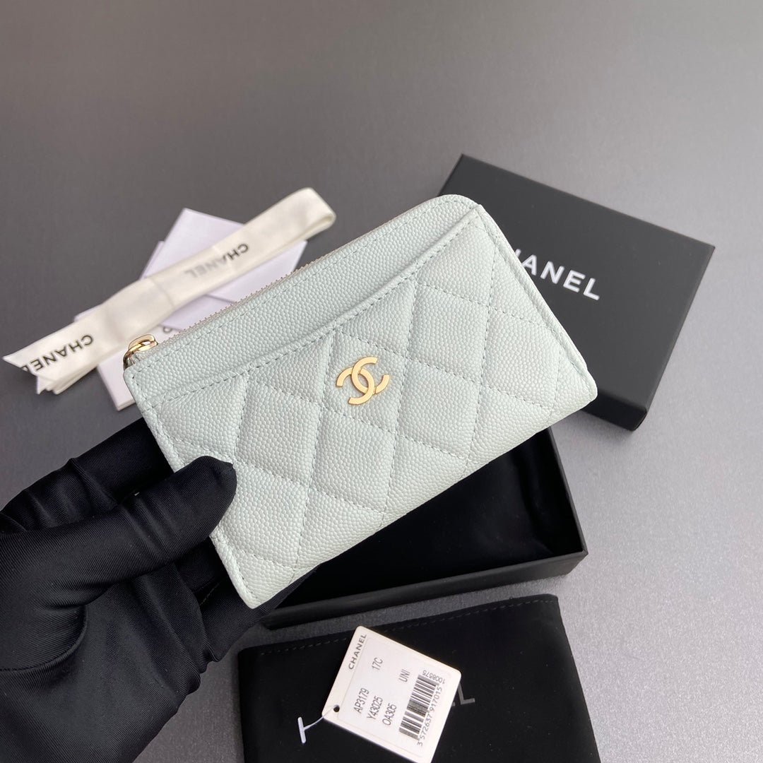 Chanel Mint Caviar Gold Zip Card Case - Image 6