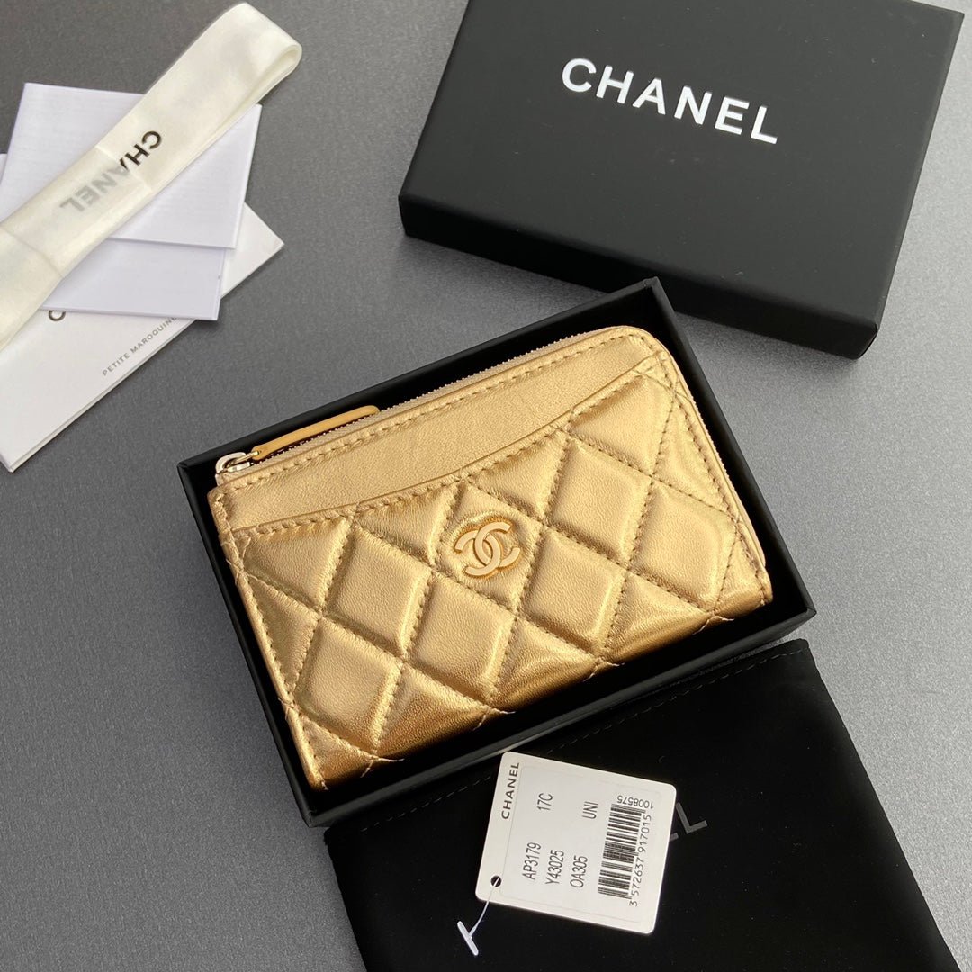 Chanel Gold Metallic Lambskin Zip Card Case - Image 7