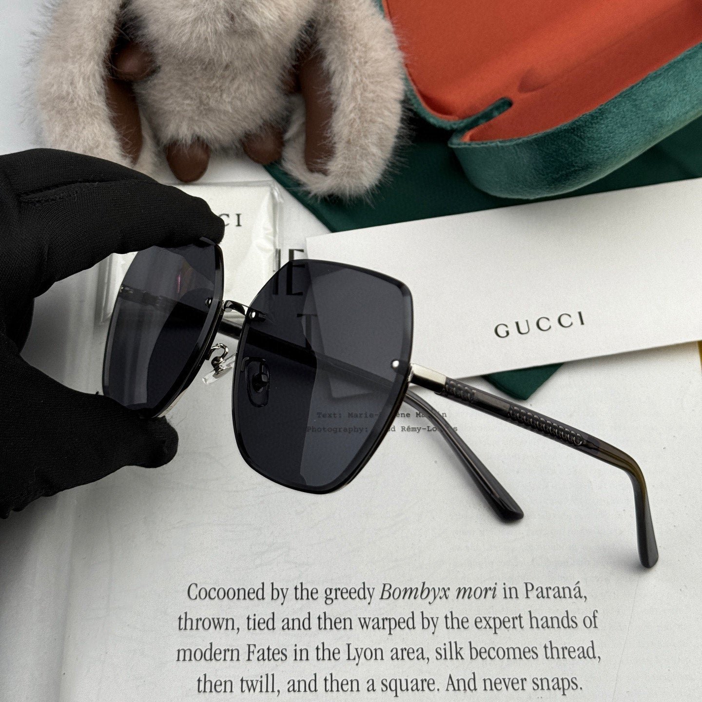 Alternative view of RECTANGULAR FRAME SUNGLASSES G0638 IN METAL AND ACETATE