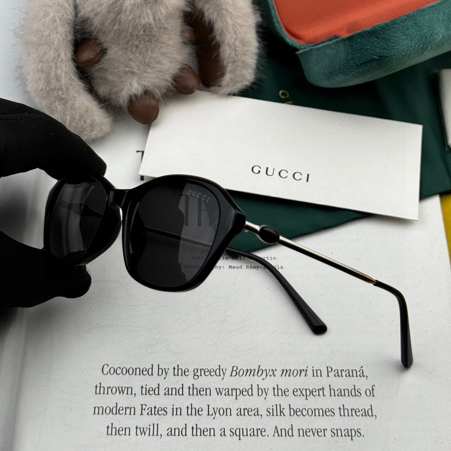 Alternative view of OVAL FRAME SUNGLASSES G4906 IN ACETATE AND METAL