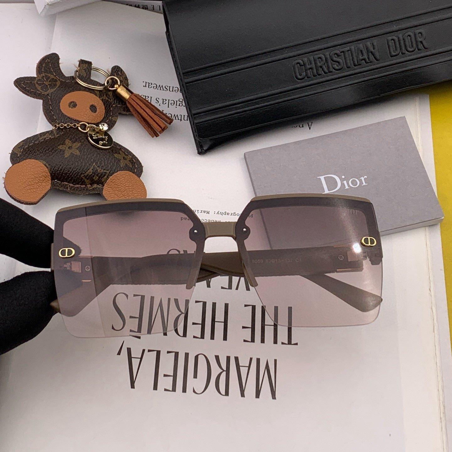Dior Grey Shield Mirror Sunglasses - Image 3