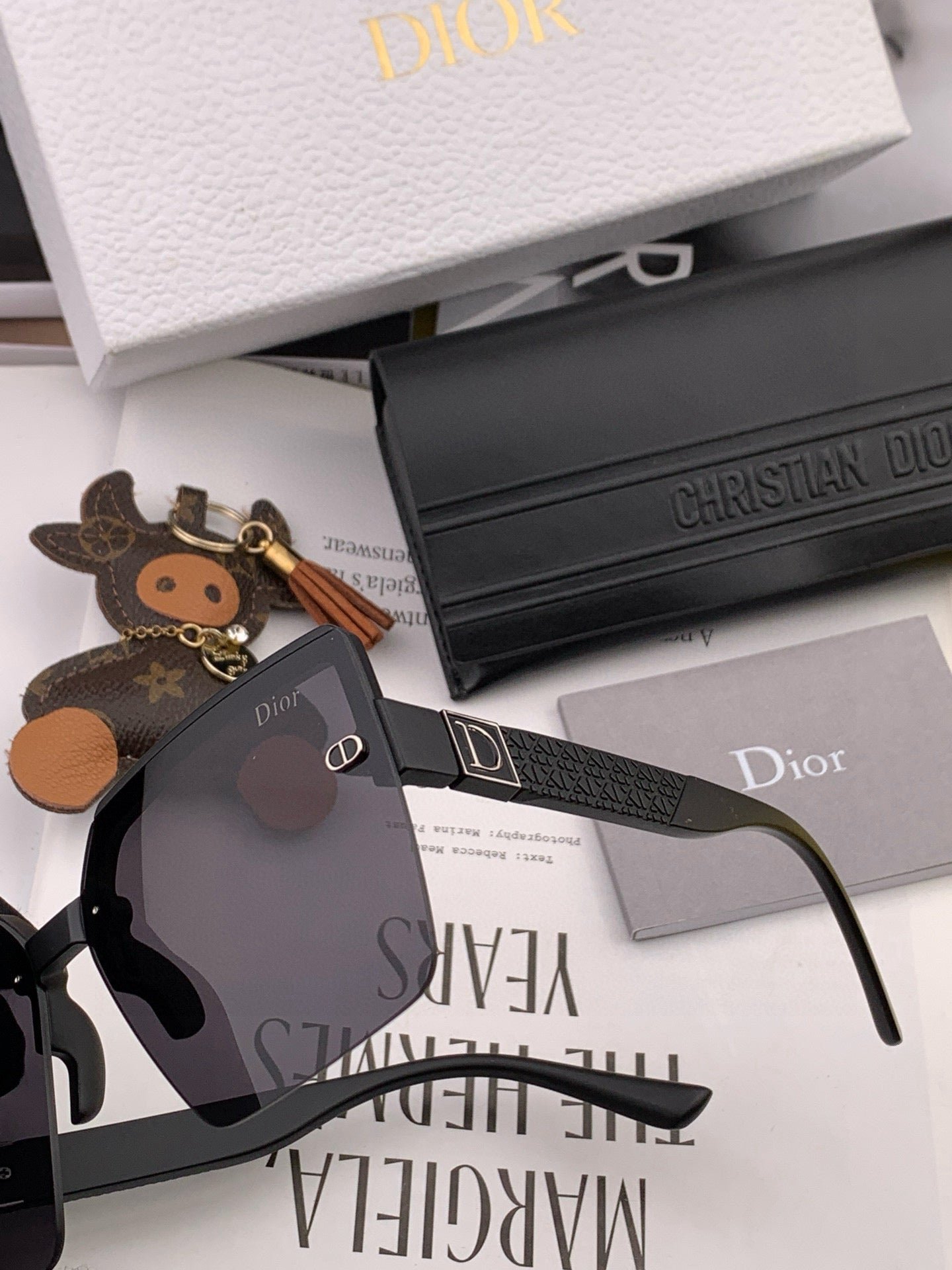 Dior Grey Shield Mirror Sunglasses - Image 5
