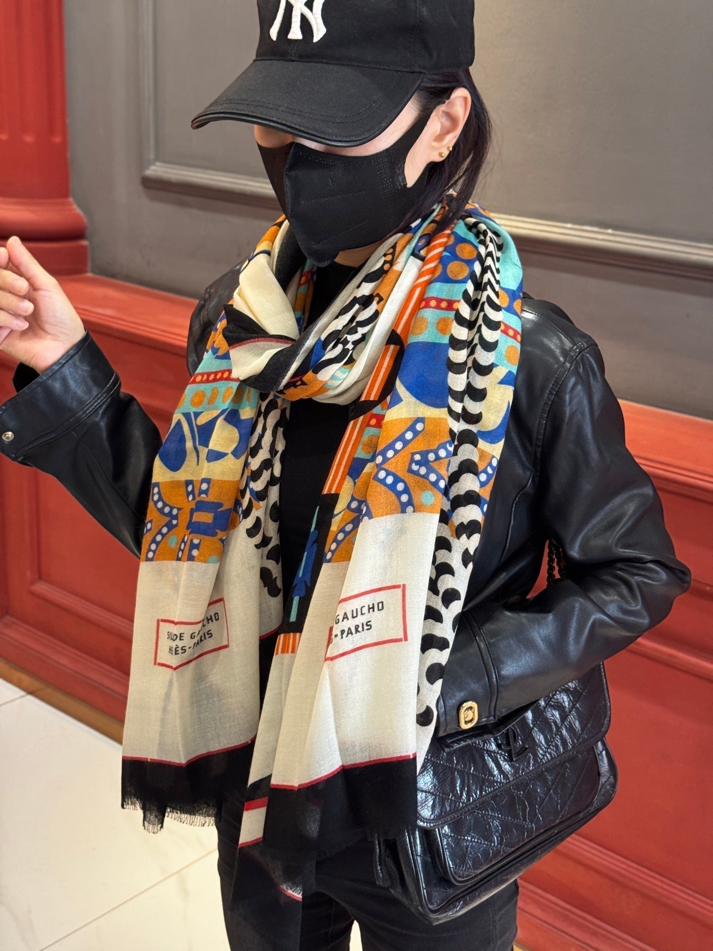 Hermès Printed Cashmere Shawl - Image 3