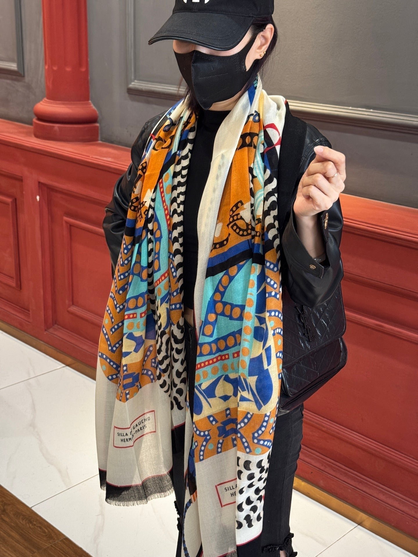Hermès Printed Cashmere Shawl - Image 7