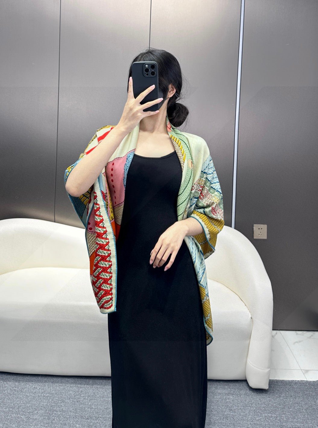 Alternative view of HERMES HERMES 25S SCARF 140 IN SILK 727338