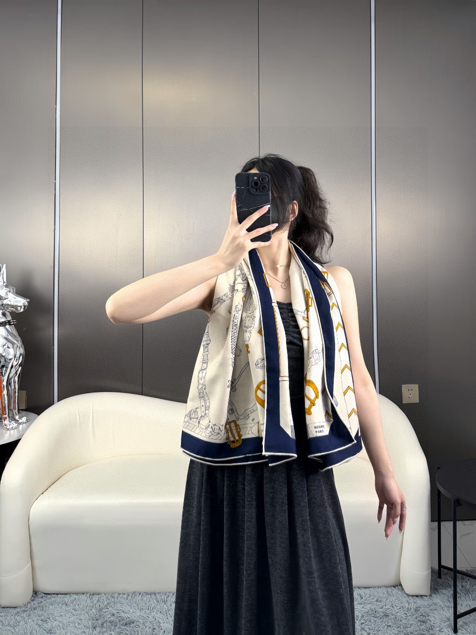 Alternative view of HERMES HERMES 25S SCARF 135 IN CASERE SILK 737311