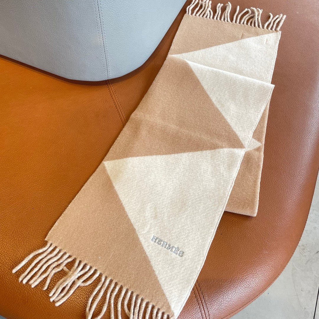 Hermès Cashmere Colorblock Scarf - Image 9